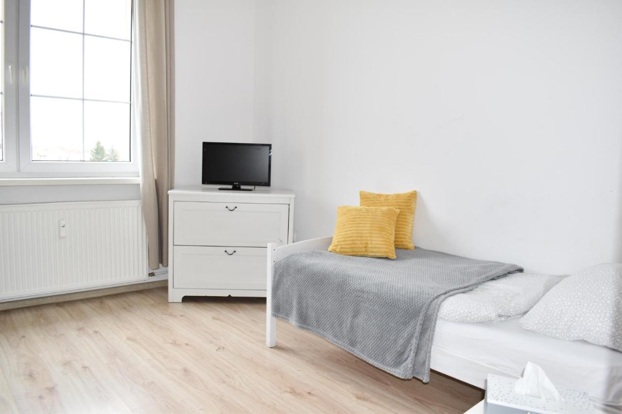Hostel Przed Switem กอร์ซุฟเวียลคอปอลสกี ภายนอก รูปภาพ