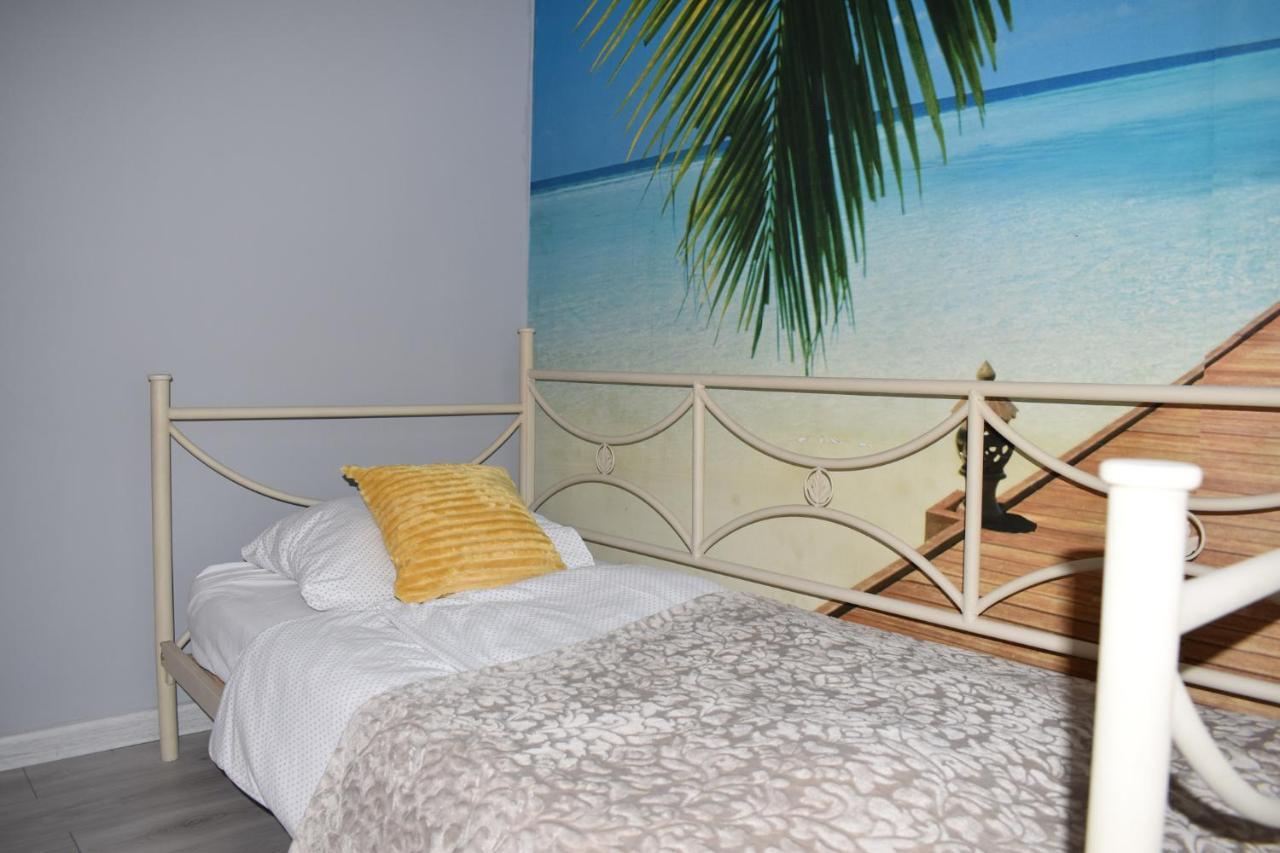Hostel Przed Switem กอร์ซุฟเวียลคอปอลสกี ภายนอก รูปภาพ