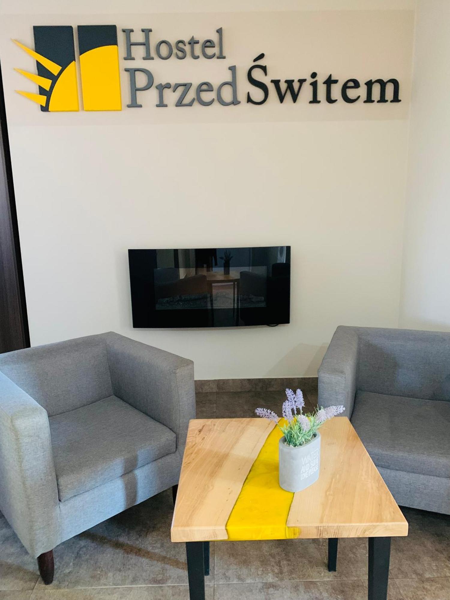 Hostel Przed Switem กอร์ซุฟเวียลคอปอลสกี ภายนอก รูปภาพ